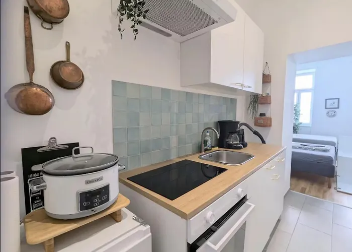 Renovated Long-term Апартаменты *